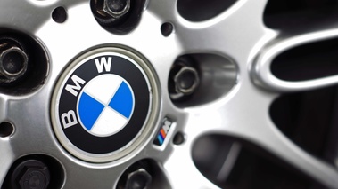 BMW constructeur d'automobiles fondée en 1916 par Gustav Otto et Karl Friedrich Rapp.