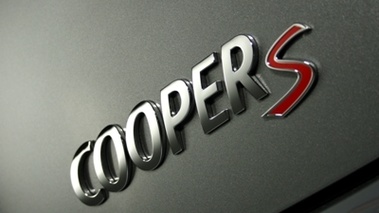 Cooper constructeur automobile fondé en 1946 Charles et John Cooper
