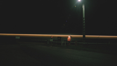 train filé de nuit