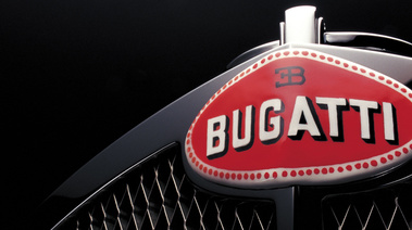 Exposition Ralph Lauren - Bugatti Type 57 SC Atlantic noir logo