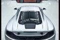 McLaren MP4-12C gris & orange usine debout