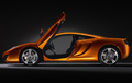 McLaren MP4-12C - orange - profil portes ouvertes