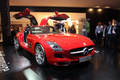 Mercedes SLS Rouge 3/4 AV Droit Portes ouvertes 