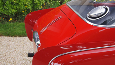 Ferrari 212 Vignale rouge aillettes