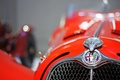 Alfa Romeo 8C 2900 Mille Miglia rouge logo capot
