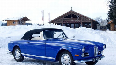 BMW 503 Cabriolet Bleue 3/4 avant gauche capote fermée