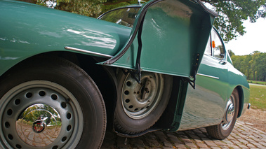 Bristol 405 Coupe vert roue de secours