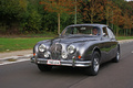Jaguar MkII 3.8 anthracite 3/4 avant gauche travelling 3