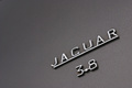 Jaguar MkII 3.8 anthracite logo coffre
