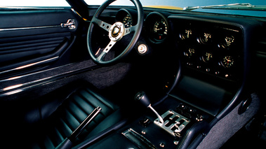 Lamborghini Miura jaune intérieur