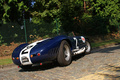 Maserati 450S bleu Bruxelles 3/4 arrière droit penché