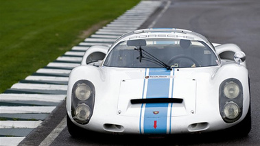 Porsche 910 blanche face avant