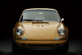 Porsche 911 Singer Orange face avant