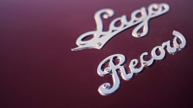 Talbot-Lago T26 Record cabriolet bordeaux logo coffre