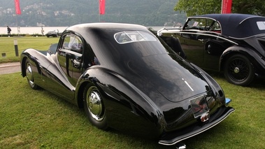 Alfa Romeo 6C 2500 SS, noire, 3-4 arg