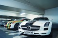 Mercedes SLS AMG blanc face avant