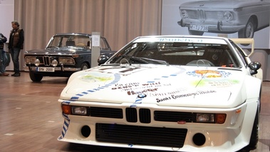BMW M1, blanche, 2000 Ti