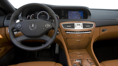 Mercedes CL65 AMG marron tableau de bord