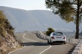 Mercedes Classe C Coupé AMG blanc 3/4 arrière gauche 3