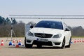 Mercedes Classe C Coupé AMG blanc 3/4 avant gauche 2