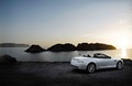 Aston Martin DB9 Cabriolet blanc 3/4 arrière droit