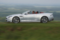 Aston Martin DBS Volante gris filé