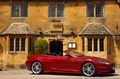 Aston Martin DBS Volante rouge 3/4 avant droit