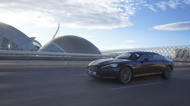 Aston Martin Rapide anthracite 3/4 avant gauche travelling