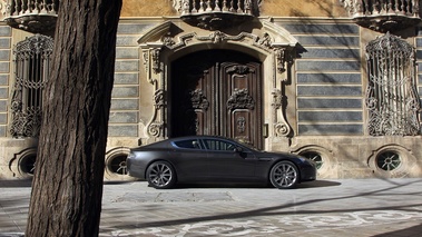 Aston Martin Rapide anthracite profil