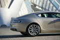 Aston Martin Rapide gris profil coupé
