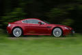 Aston Martin V12 Vantage rouge filé