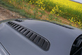 Aston Martin V12 Vantage RS anthracite Waterloo prises d'air capot
