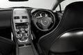 Aston Martin V8 Vantage gris intérieur 2
