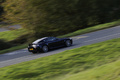 Aston Martin V8 Vantage N420 noir 3/4 arrière droit filé penché 2