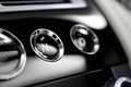 Aston Martin Virage Volante anthracite boutons console centrale