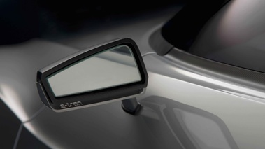 Audi e-Tron Spyder gris rétroviseur
