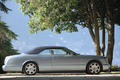 Bentley Azure bleu profil capotée