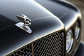 Bentley Brooklands anthracite logo capot 2