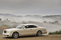 Bentley Brooklands blanc 3/4 avant gauche