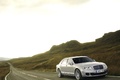 Bentley Continental Flying Spur Speed blanc 3/4 avant droit penché