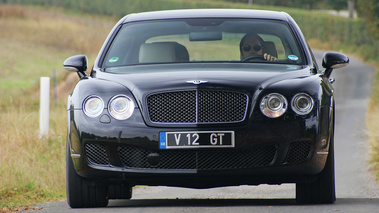 Bentley Continental Flying Spur Speed noir face avant