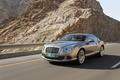 Bentley Continental GT gris 3/4 avant gauche travelling