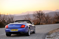 Bentley Continental GTC Speed bleu 3/4 arrière droit