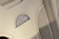 Bentley Continental GTC Speed bleu logo Naim