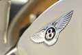 Bentley Continental GTC Speed bleu logo volant