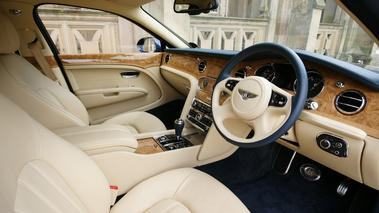 Bentley Mulsanne bleu intérieur