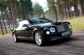 Bentley Mulsanne noir 3/4 avant droit travelling penché 2