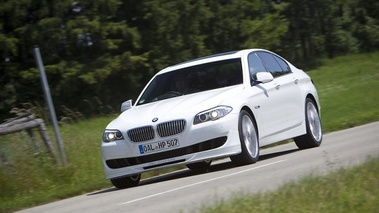 Alpina B5 Biturbo - blanche - 3/4 avant gauche