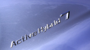 BMW active Hybrid 7 grise vue détail modéle.