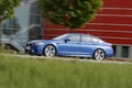 BMW M5 2011 bleu 3/4 avant gauche filé penché 2